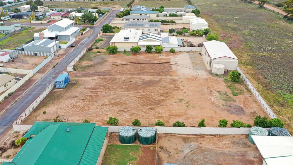 8-10 Jacob Street, COWELL, SA 5602