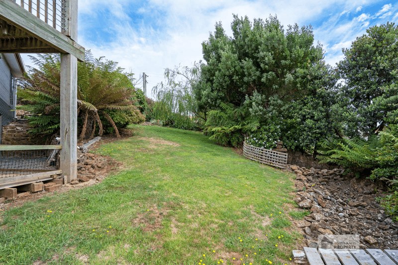 453 Preolenna Road, FLOWERDALE, TAS 7325