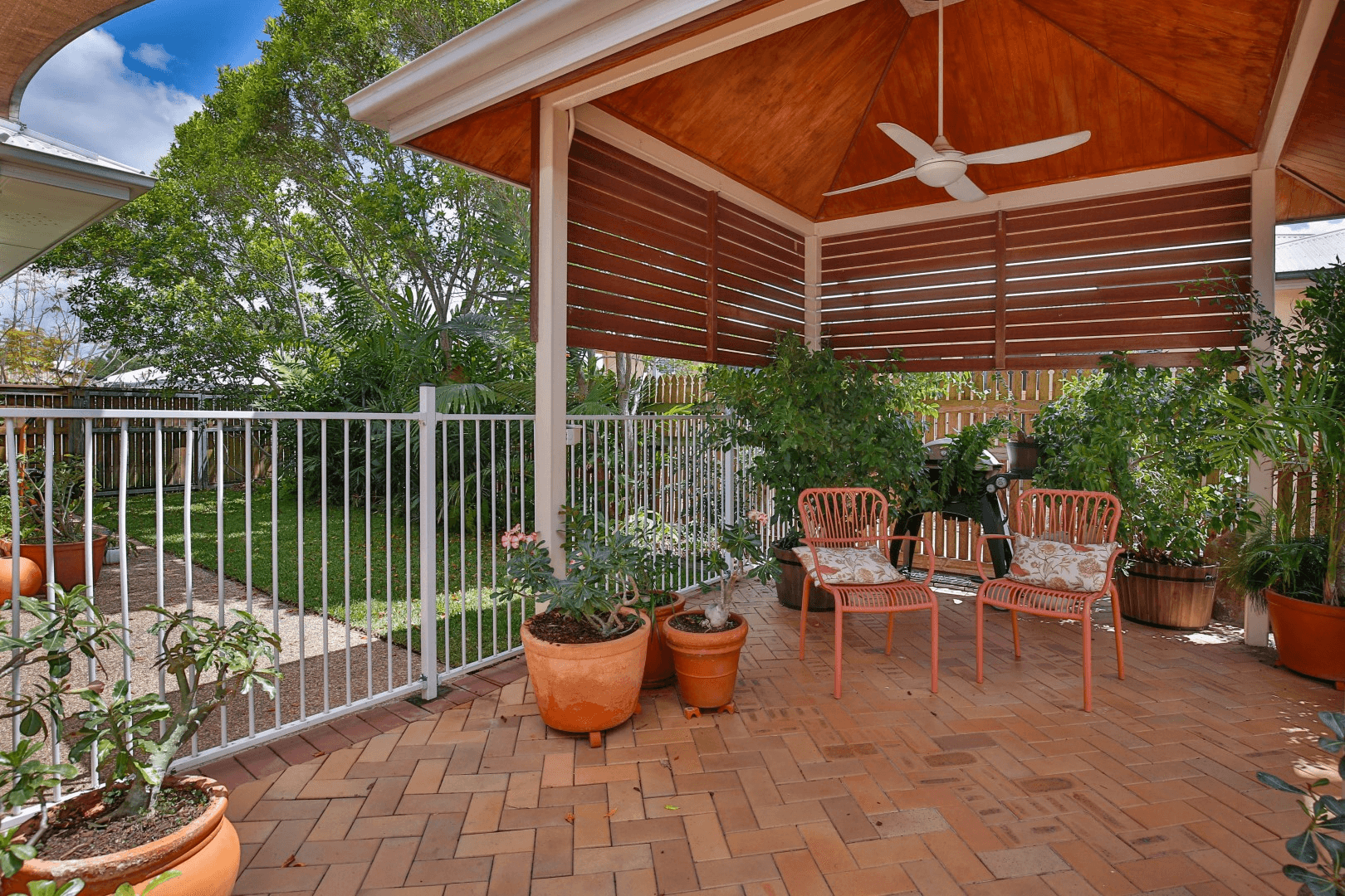 15 Riviera Circuit, KIRWAN, QLD 4817