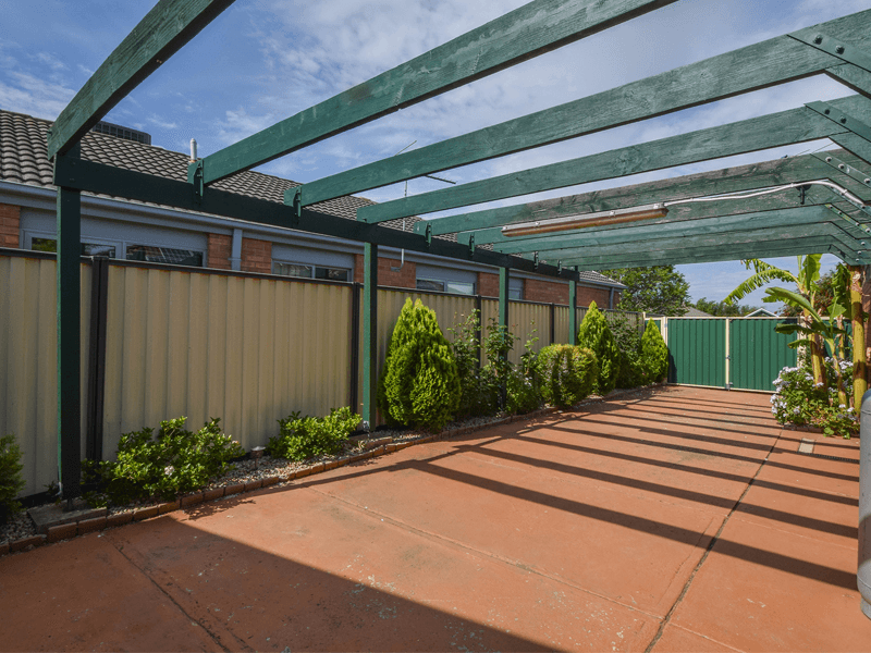 1 Woodfield Place, SUNBURY, VIC 3429