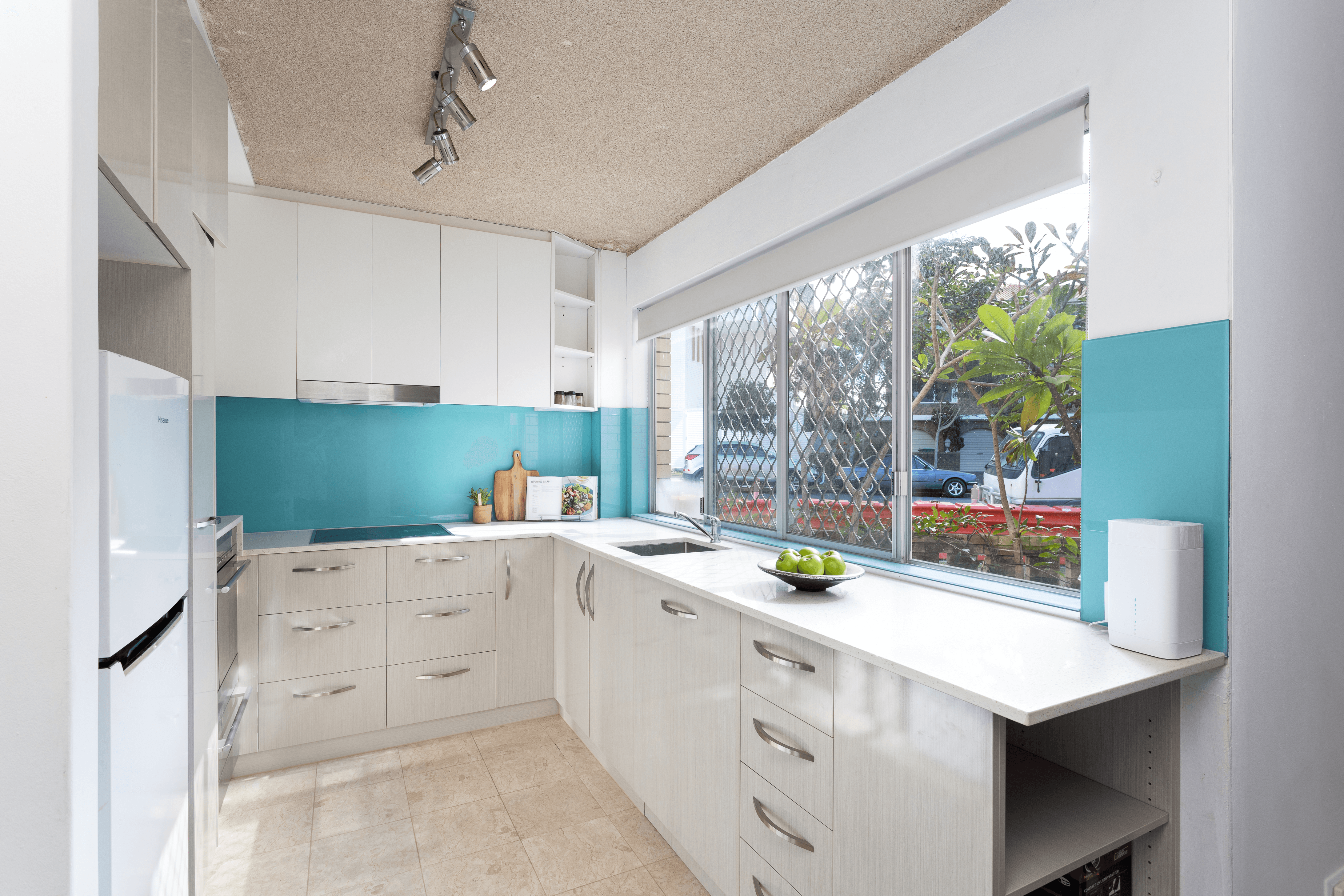 1/25 Genoa Street, SURFERS PARADISE, QLD 4217