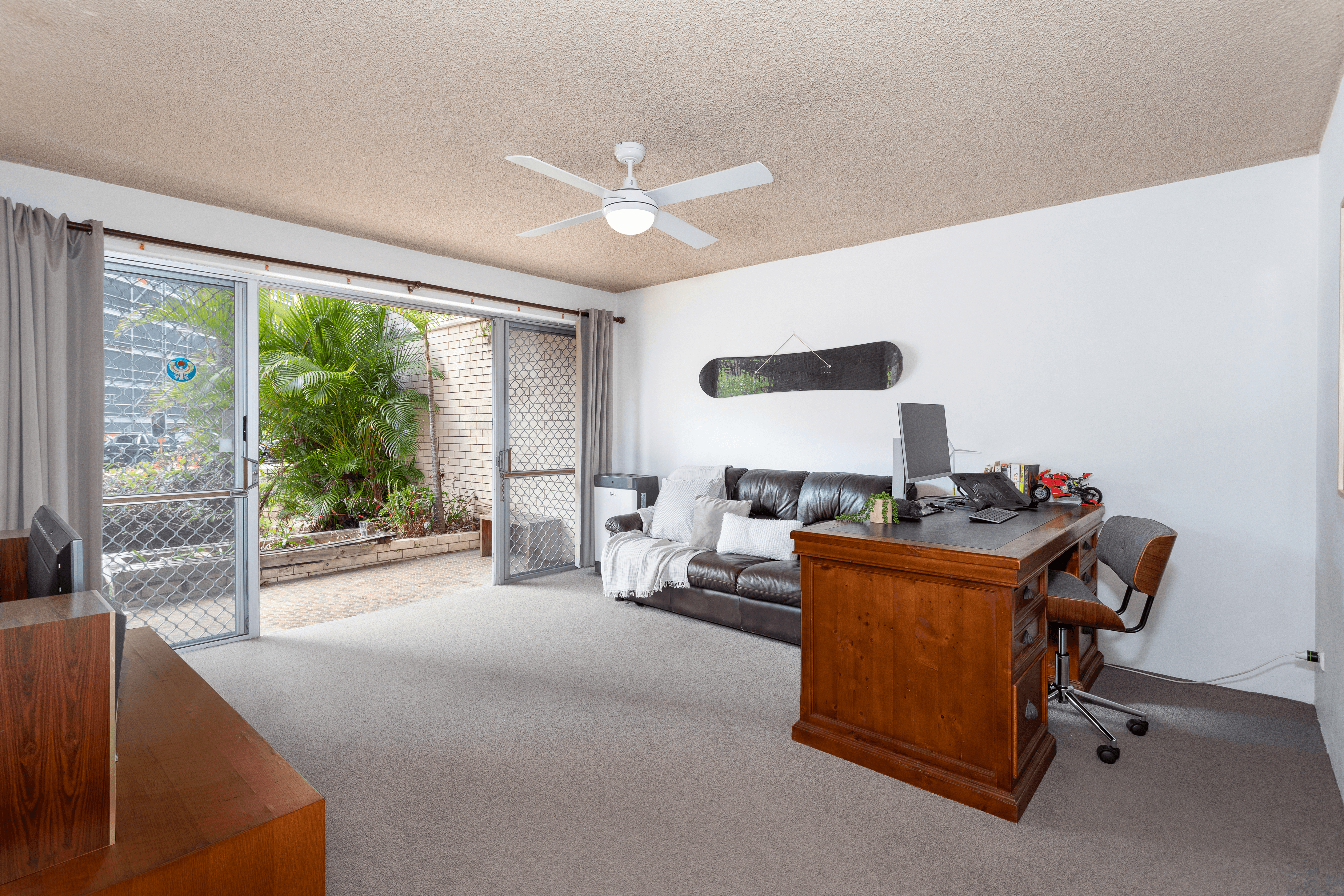 1/25 Genoa Street, SURFERS PARADISE, QLD 4217