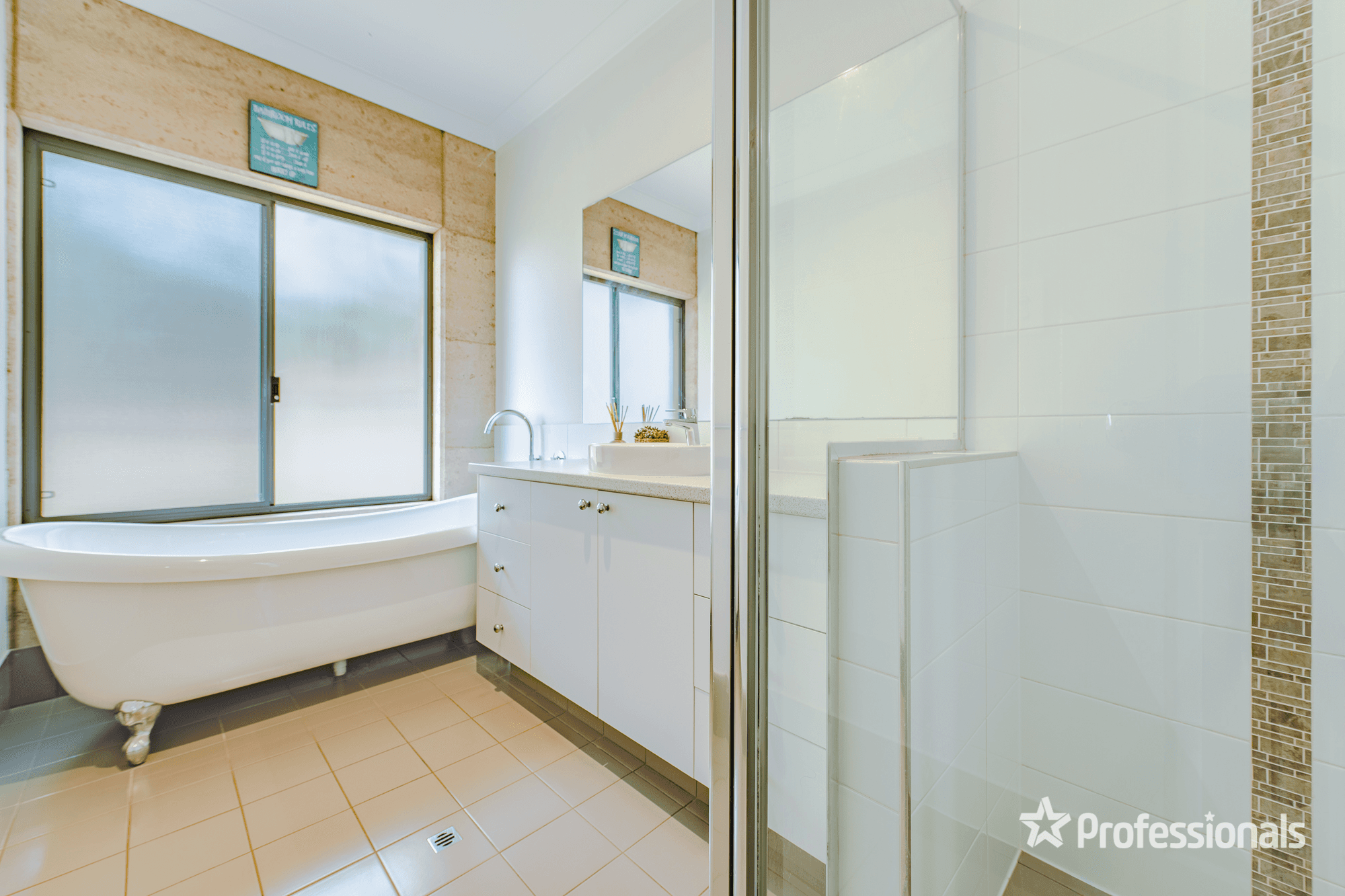 30 Leavy Road, WAROONA, WA 6215