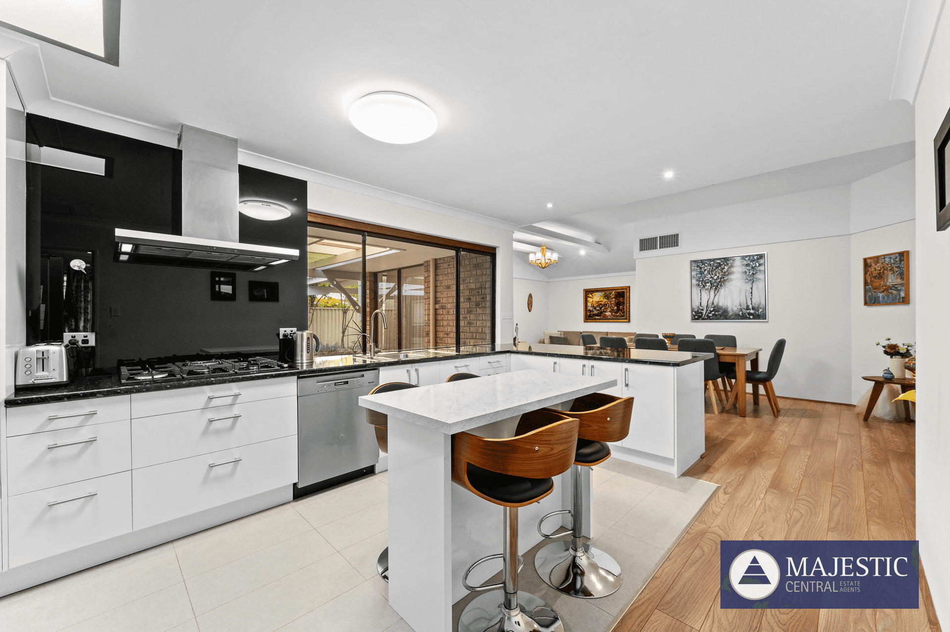 43 Dickenson Way, Booragoon, WA 6154