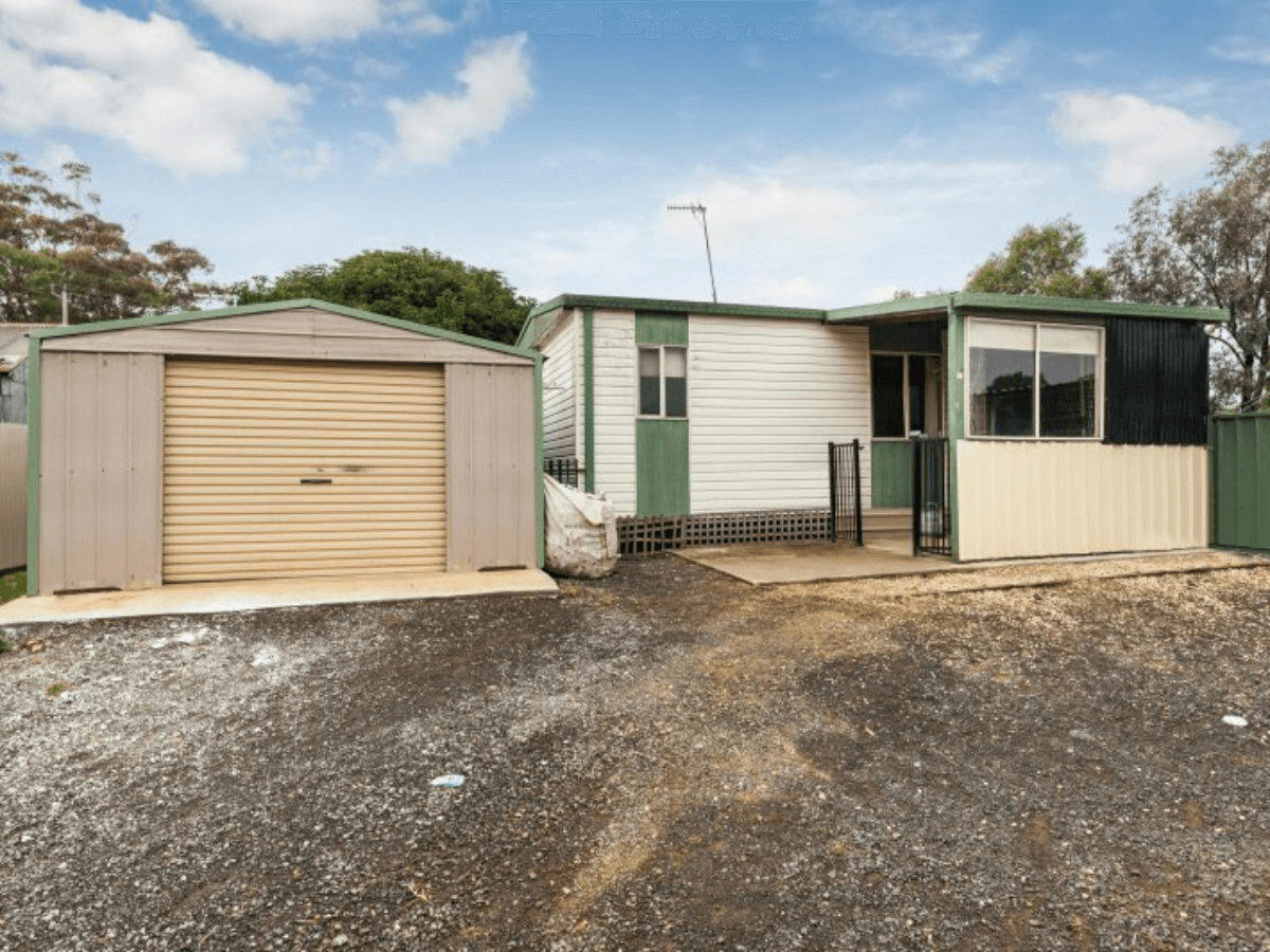 14 Hamilton Street, BROADFORD, VIC 3658