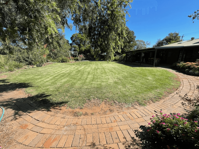 28-30 Catalpa Road, Leeton, NSW 2705