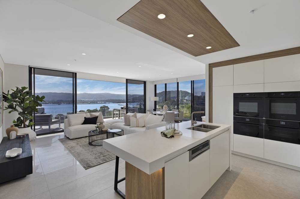 401/142-144 Albany Street, Point Frederick, NSW 2250