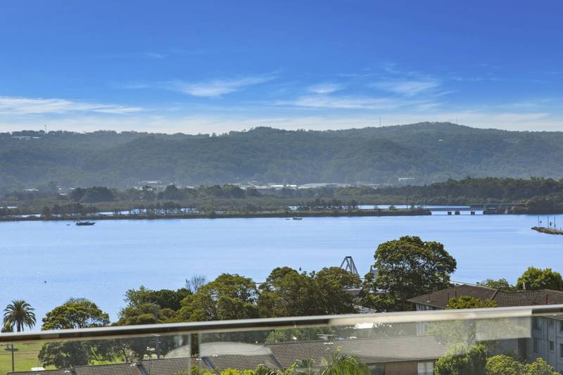 401/142-144 Albany Street, Point Frederick, NSW 2250