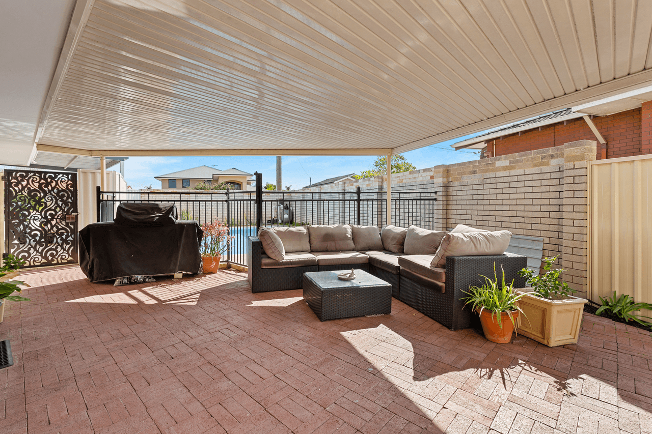 8 Salmond Way, BULL CREEK, WA 6149