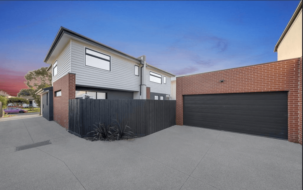 2/5 Bellin Street, LAVERTON, VIC 3028