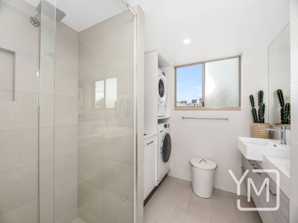 8/37 Burgess Street, KINGS BEACH, QLD 4551