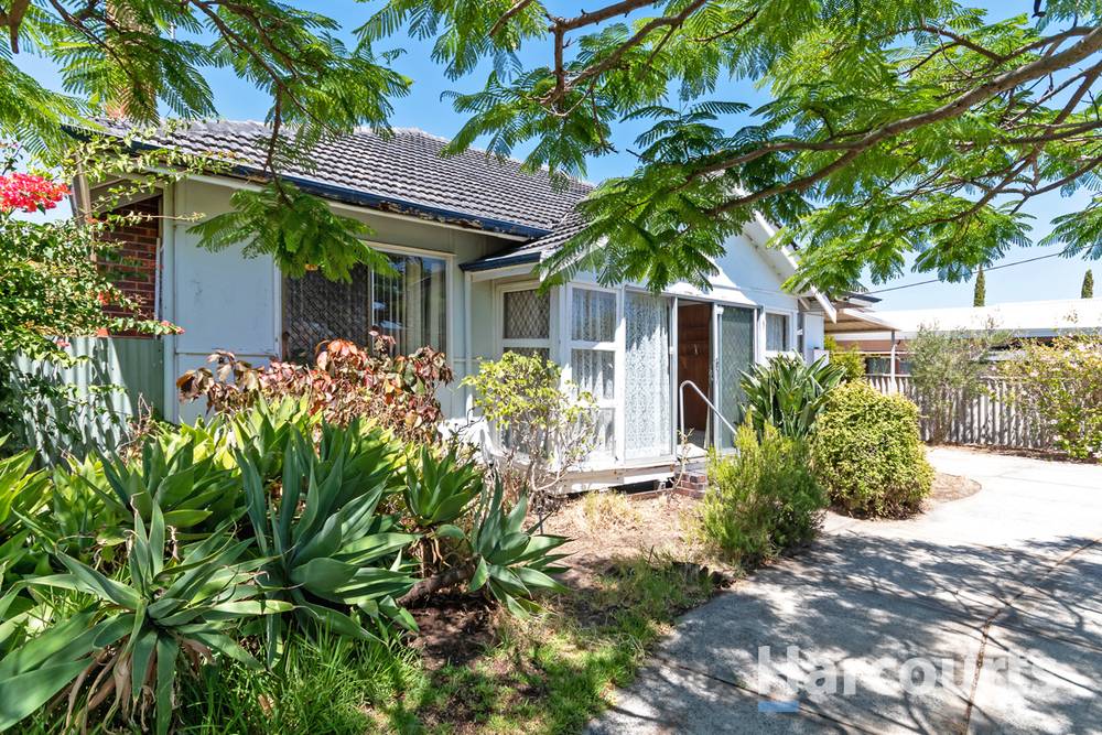 26 Marda Way, NOLLAMARA, WA 6061
