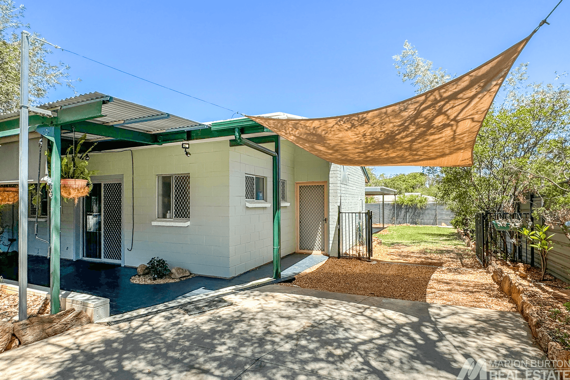 82 Kurrajong Drive, East Side, NT 0870