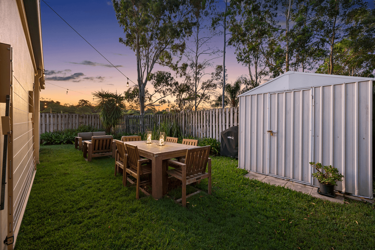 12/1-5 Studio Drive, PACIFIC PINES, QLD 4211