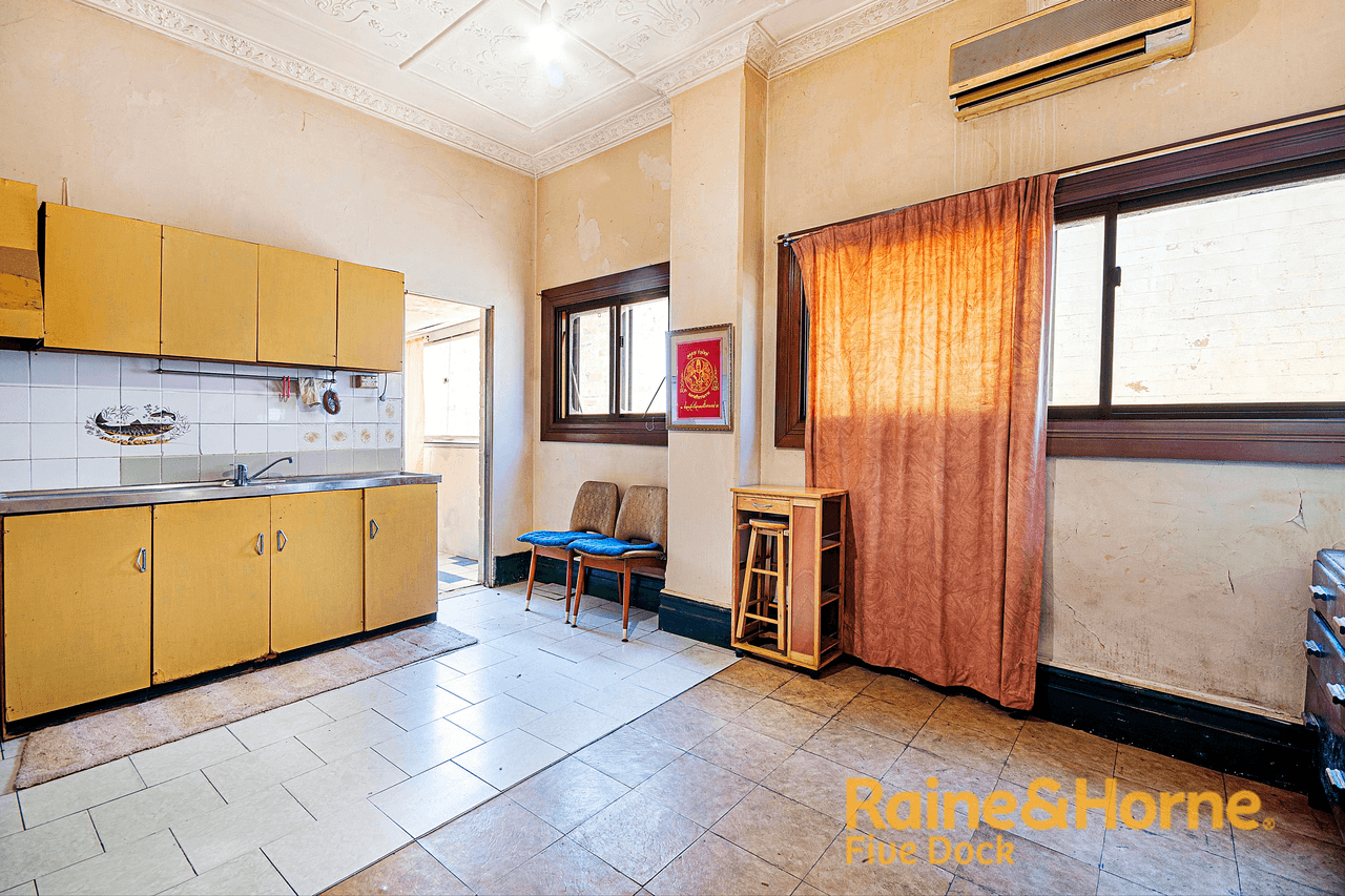 102 Douglas Street, STANMORE, NSW 2048