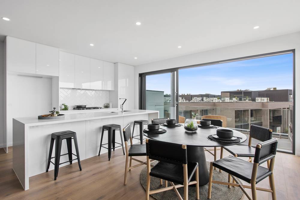 4/5 Balmoral Crescent, Rippleside, VIC 3215