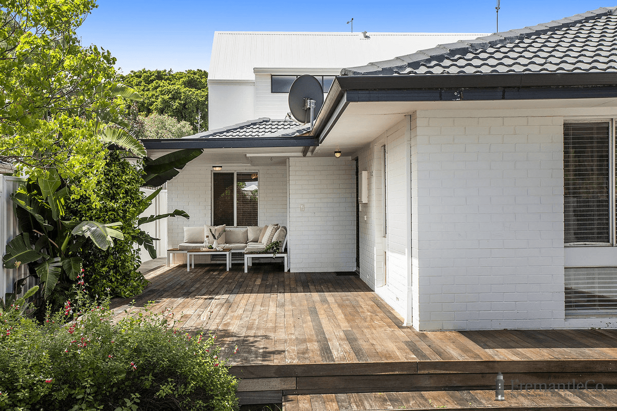 14 Ashbourne Way, Hamilton Hill, WA 6163