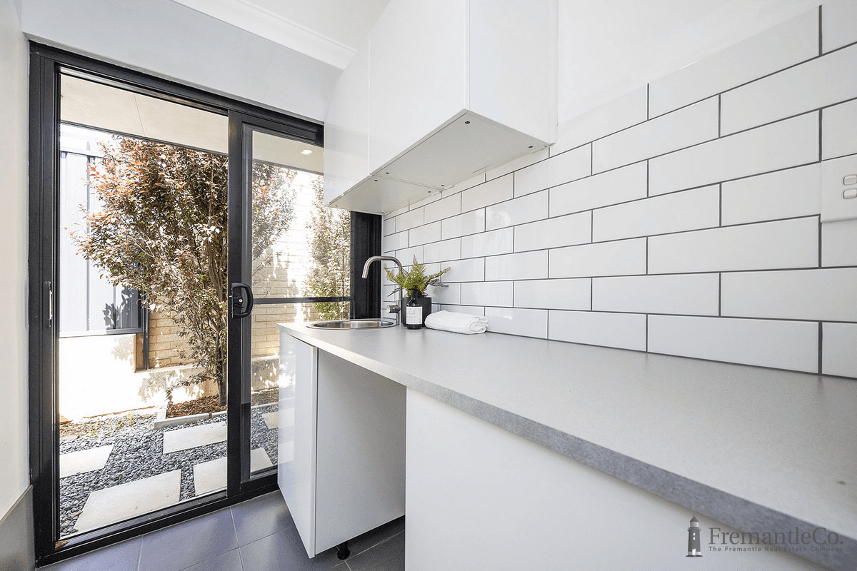 14 Ashbourne Way, Hamilton Hill, WA 6163