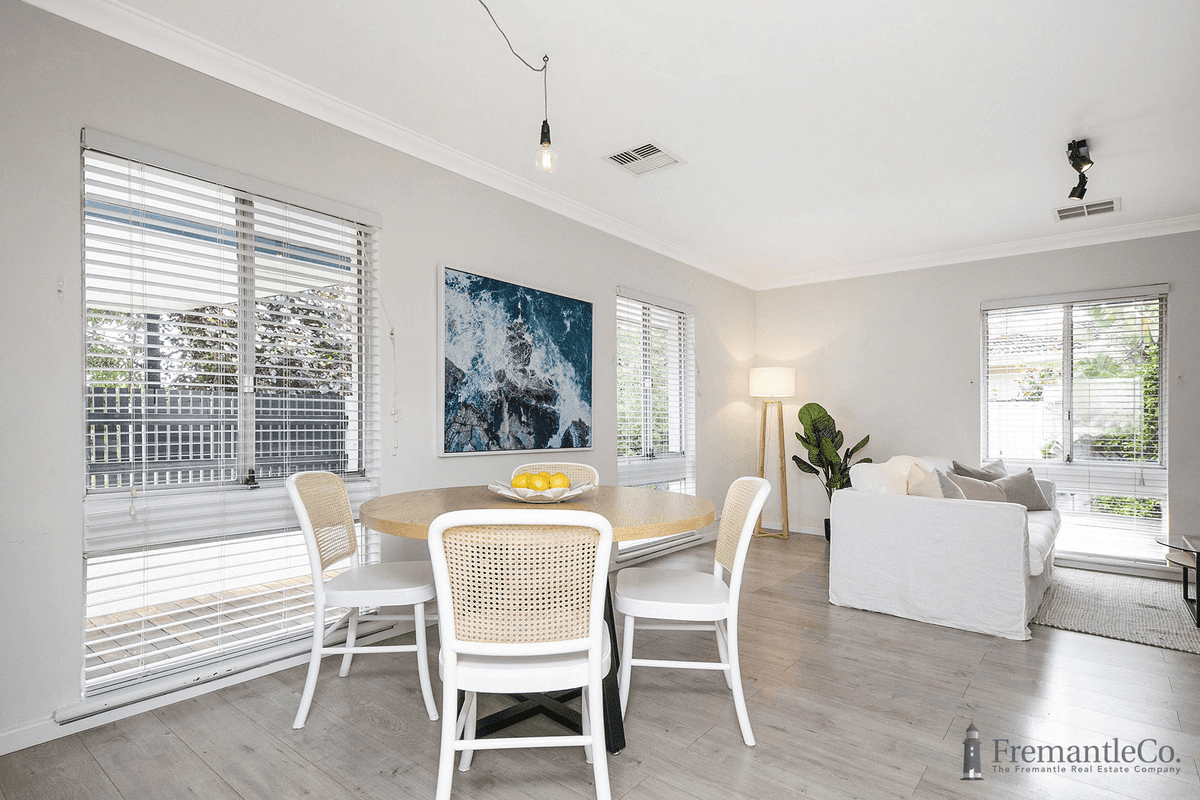 14 Ashbourne Way, Hamilton Hill, WA 6163