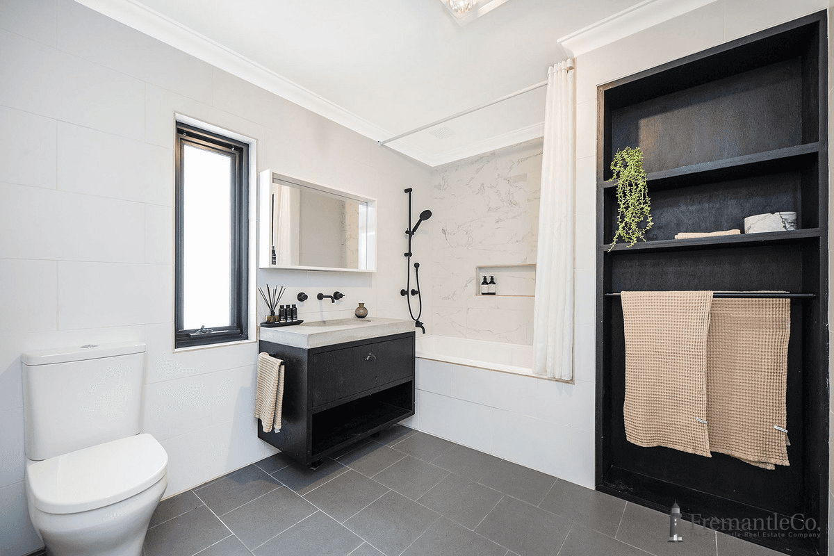 14 Ashbourne Way, Hamilton Hill, WA 6163