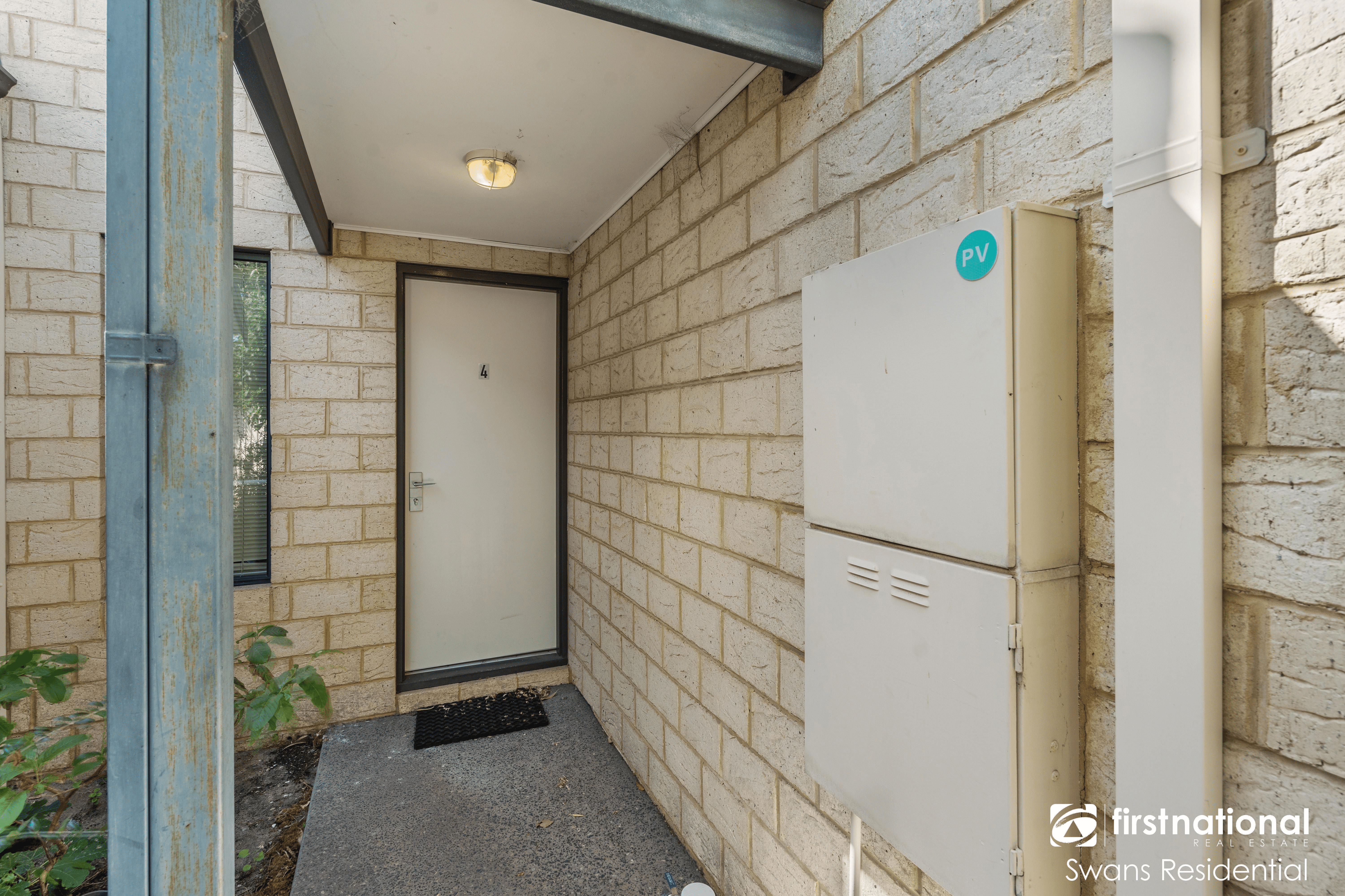 4/179 Leake Street, BELMONT, WA 6104