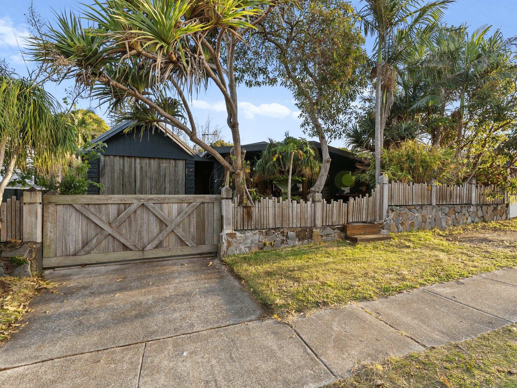 4 Quigan Street, KINGSCLIFF, NSW 2487