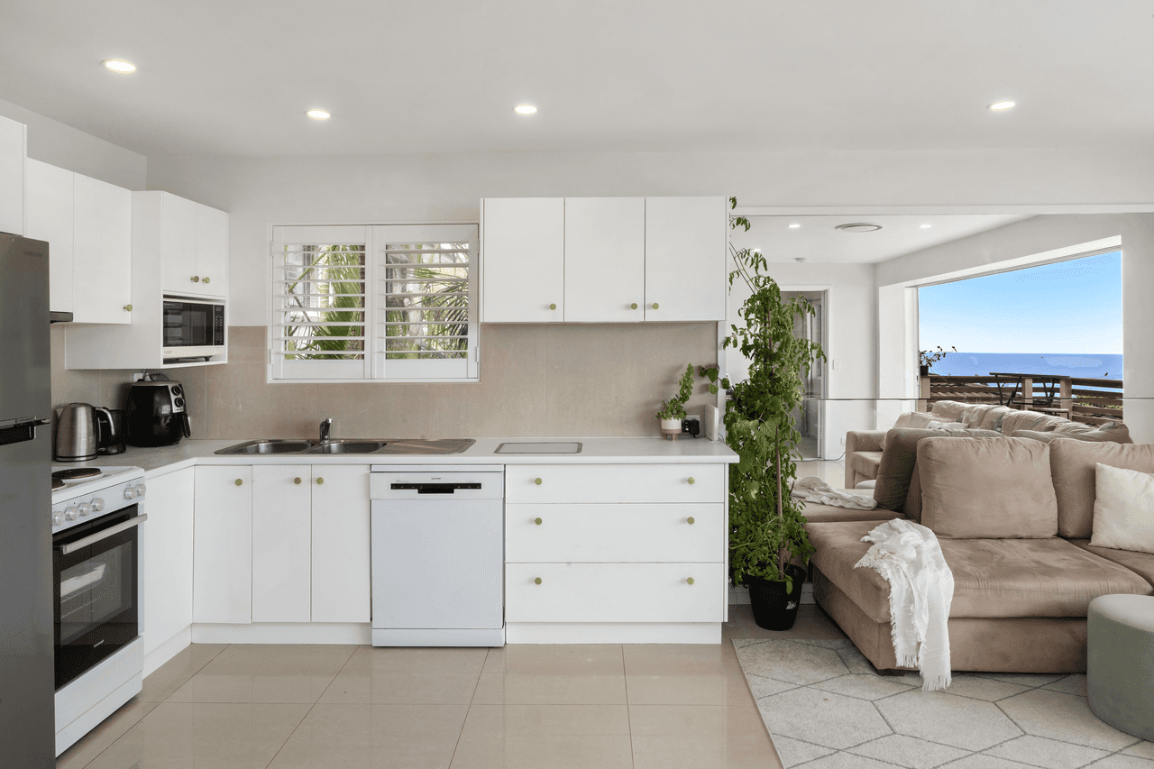 4/43 Tingira Crescent, Sunrise Beach, QLD 4567