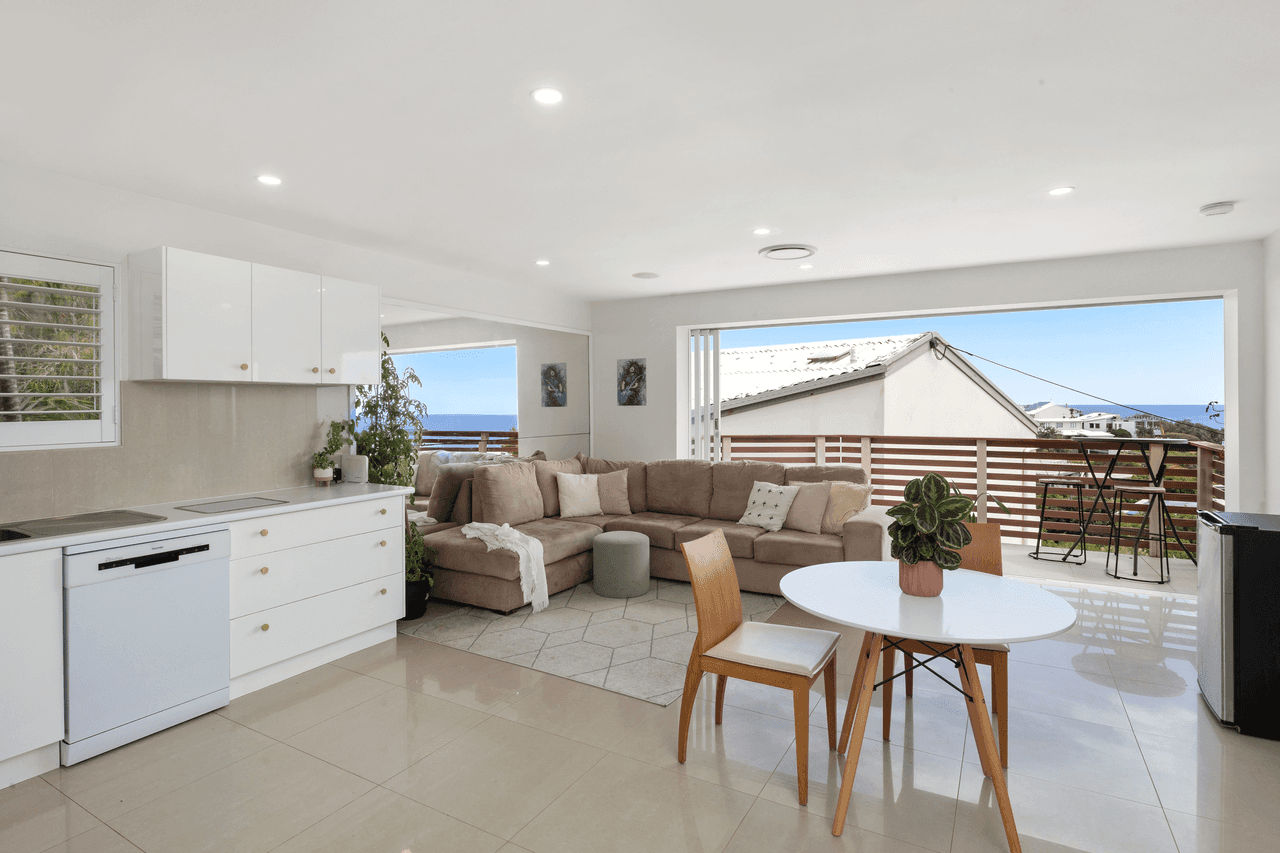 4/43 Tingira Crescent, Sunrise Beach, QLD 4567