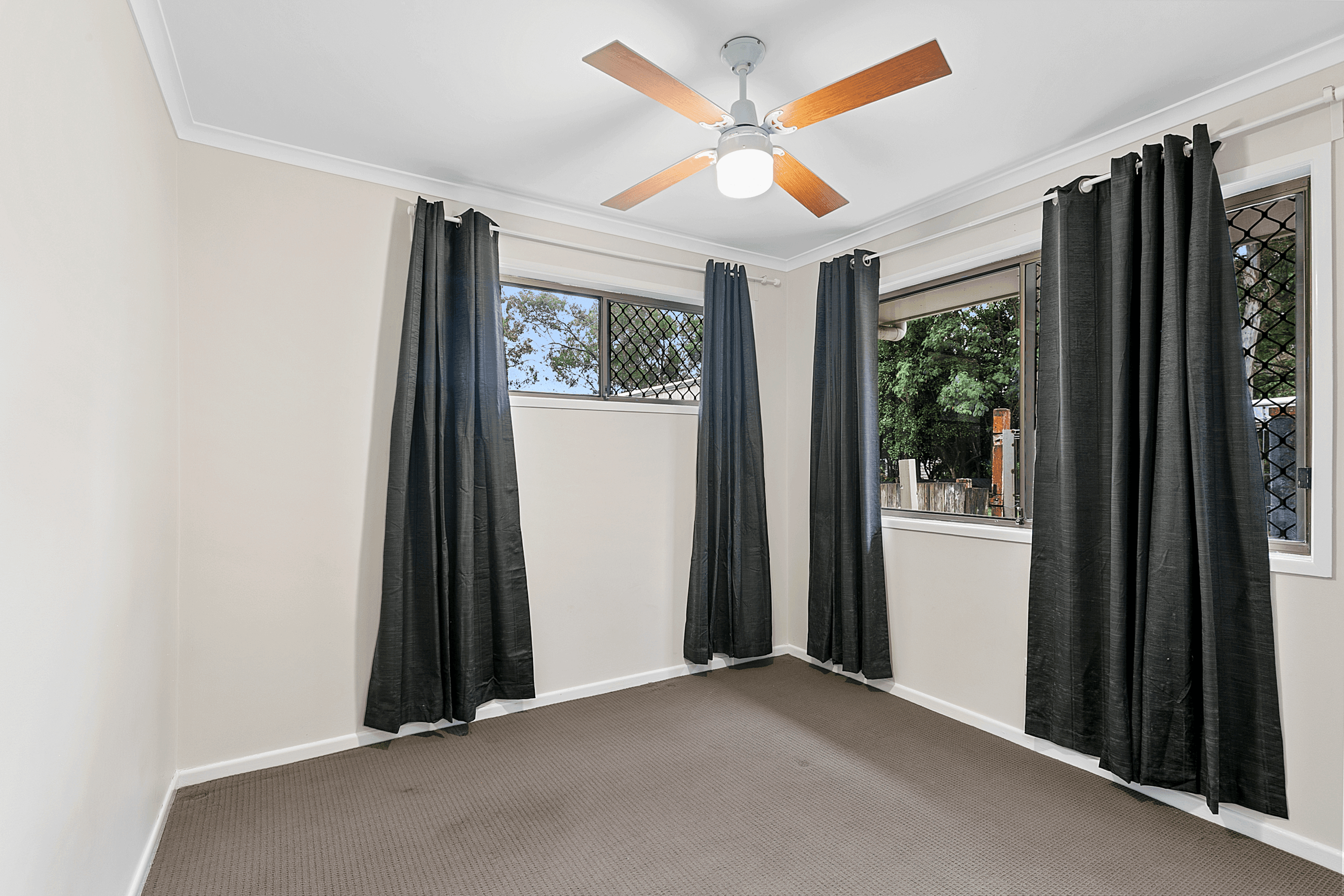 172 Thorneside Road, THORNESIDE, QLD 4158