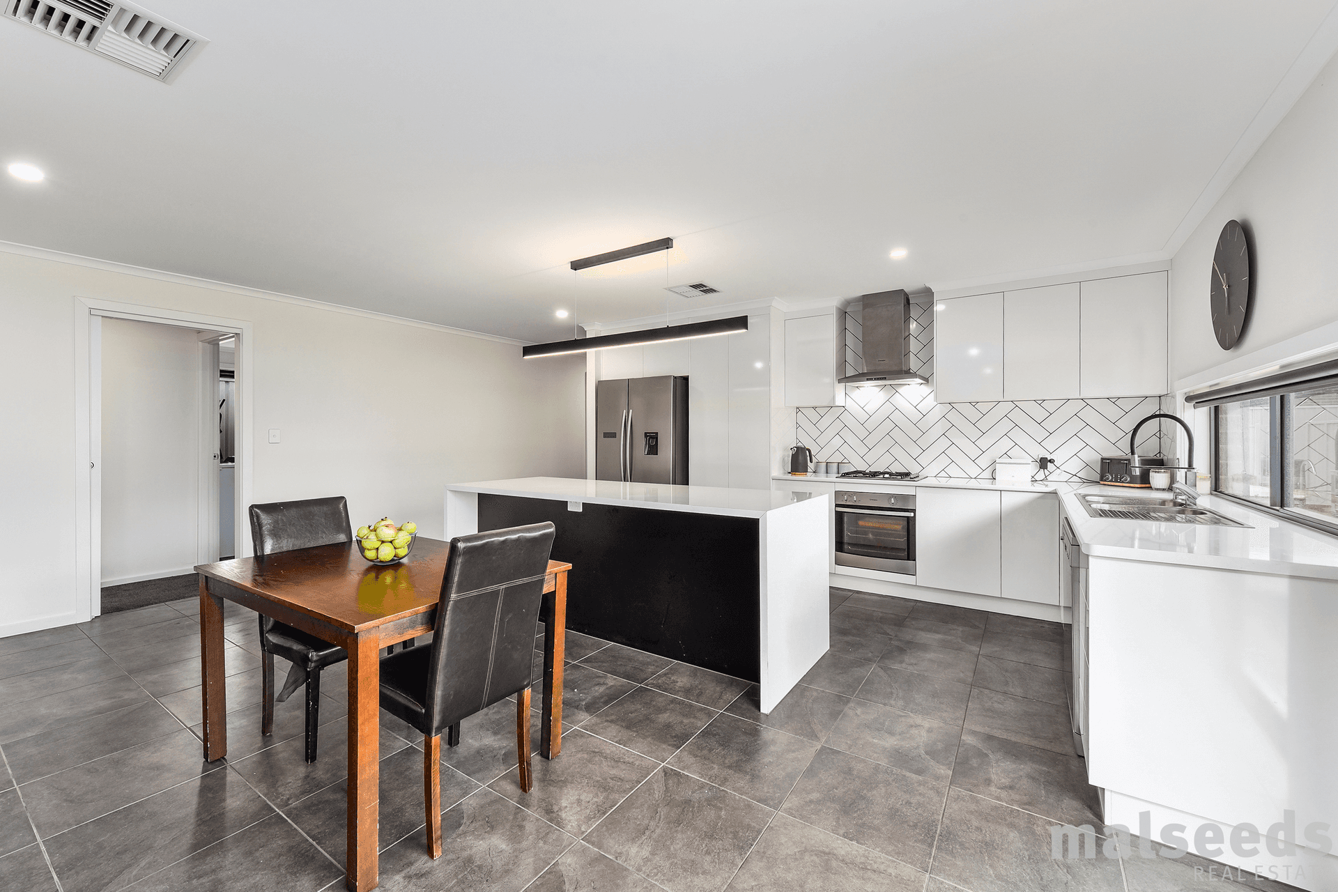 2/7 Peppercress Court, Worrolong, SA 5291