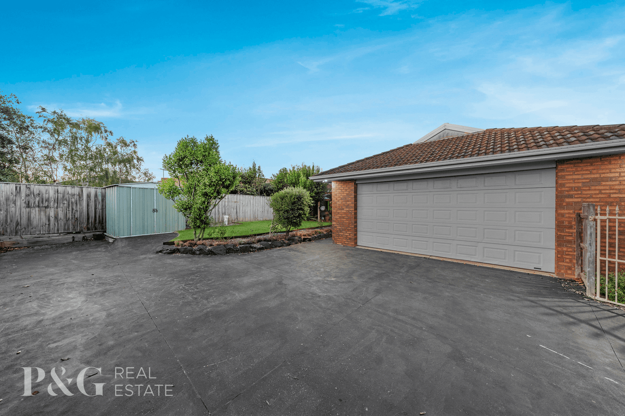 15 Wool Shed Road, NARRE WARREN SOUTH, VIC 3805