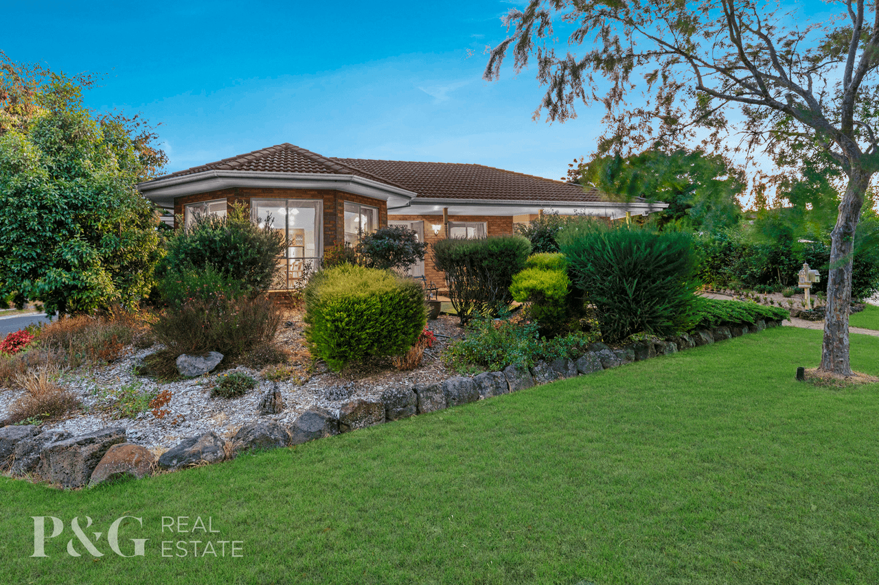 15 Wool Shed Road, NARRE WARREN SOUTH, VIC 3805