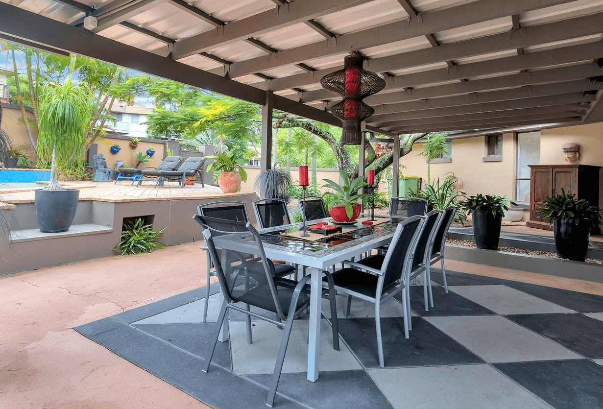 11 Mulyan Place, ASHMORE, QLD 4214