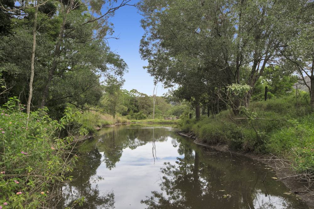 121  Oatlands Court, WIGHTS MOUNTAIN, QLD 4520