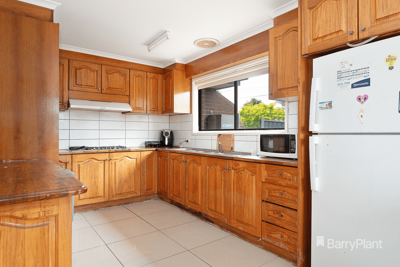 8 Eldorado Crescent, Meadow Heights, VIC 3048