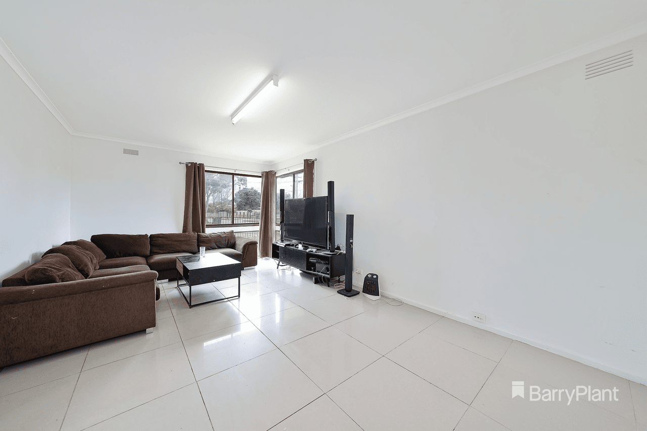 8 Eldorado Crescent, Meadow Heights, VIC 3048