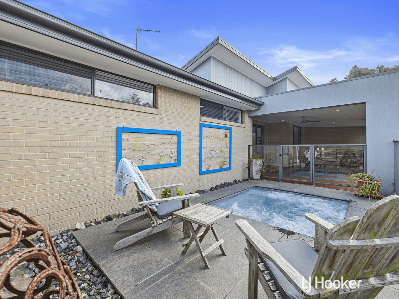 2 Honeyeater Circuit, INVERLOCH, VIC 3996