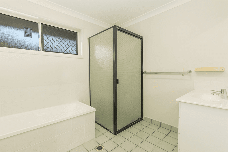 33 Coral Sea Crescent, Wulguru, QLD 4811