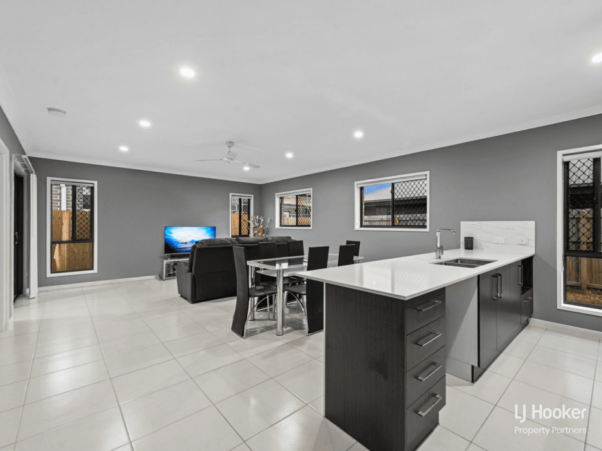 29 Ironbark Avenue, PARK RIDGE, QLD 4125