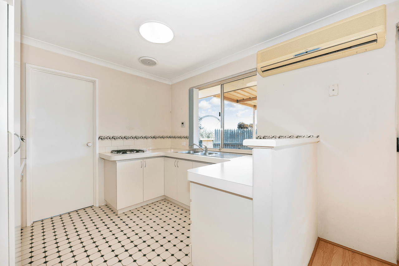 3/4 Callander Avenue, KINROSS, WA 6028