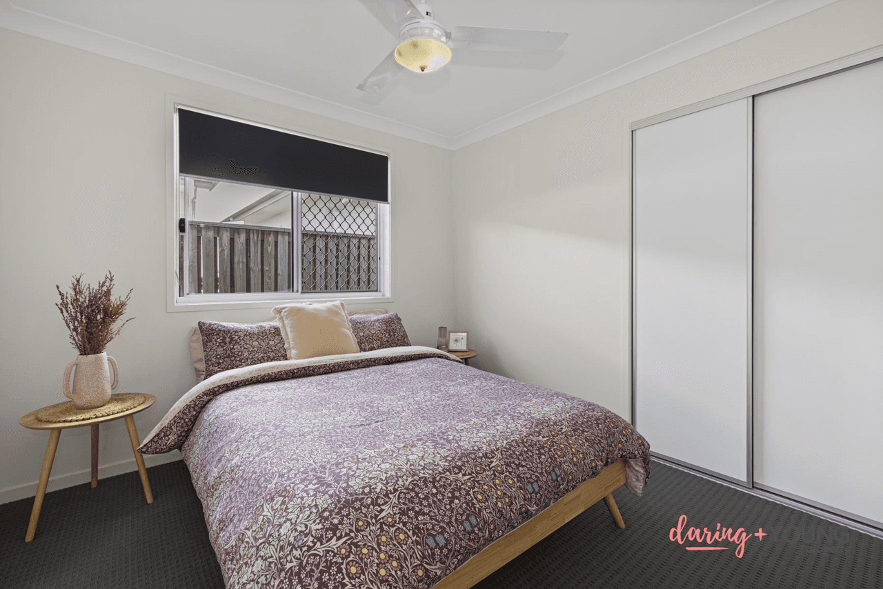 1/8 Intelligence Street, OONOONBA, QLD 4811