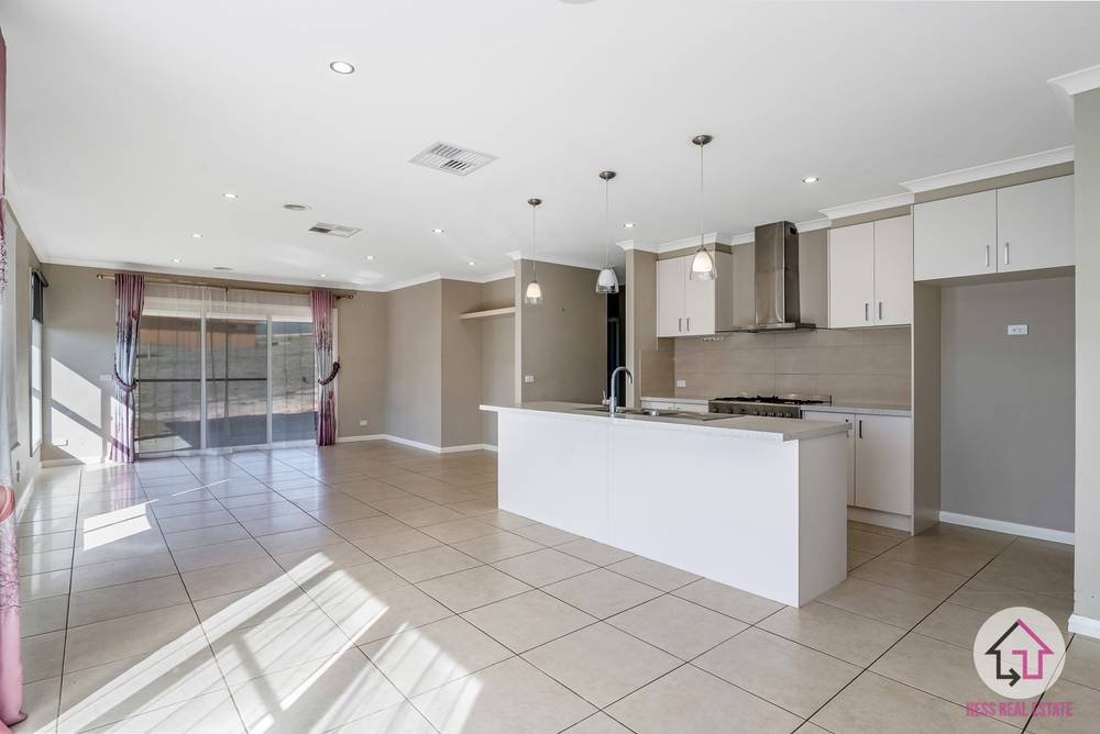 19 Aurina Drive, HIDDEN VALLEY, VIC 3756