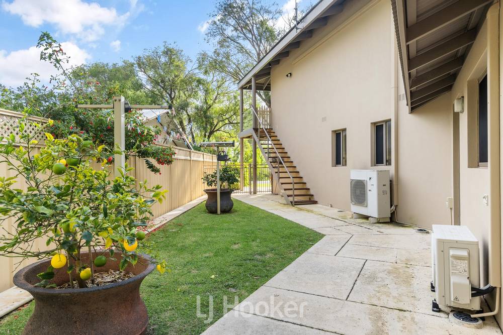 398 Geographe Bay Road, Quindalup, WA 6281