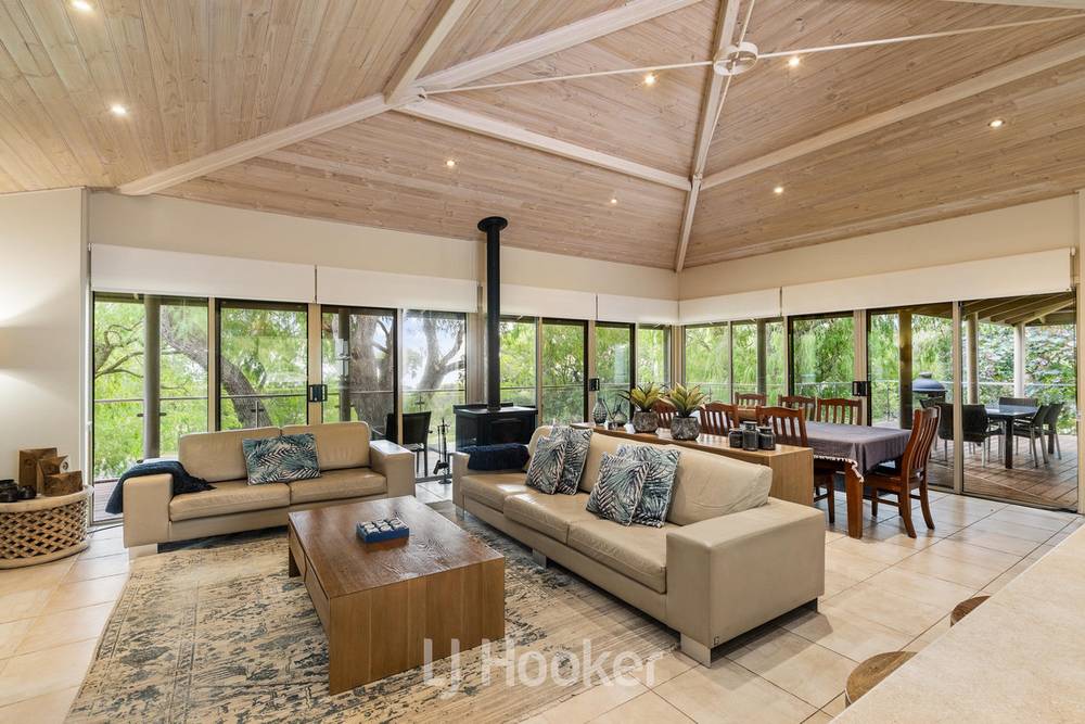 398 Geographe Bay Road, Quindalup, WA 6281