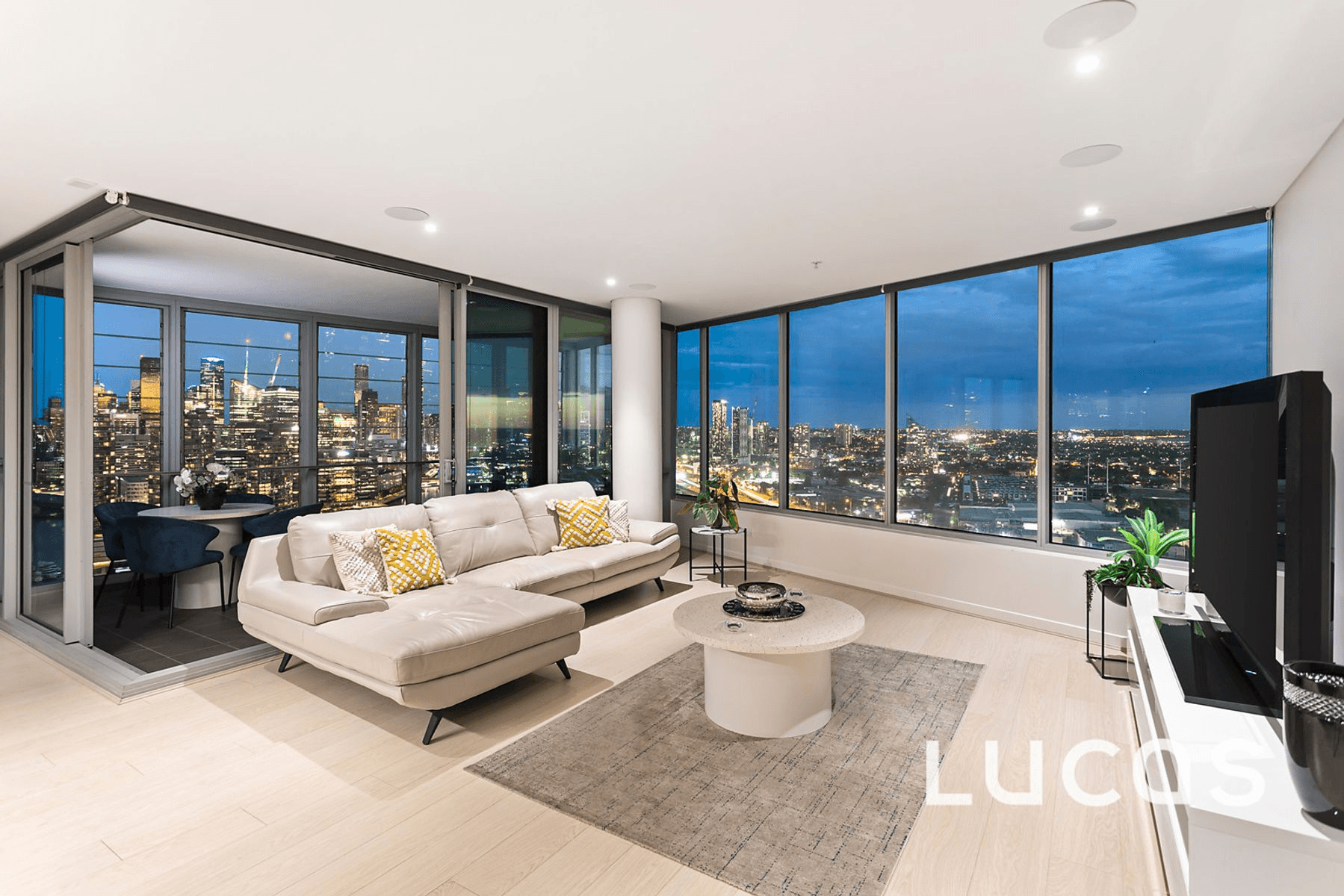 2905/81 South Wharf Drive, DOCKLANDS, VIC 3008