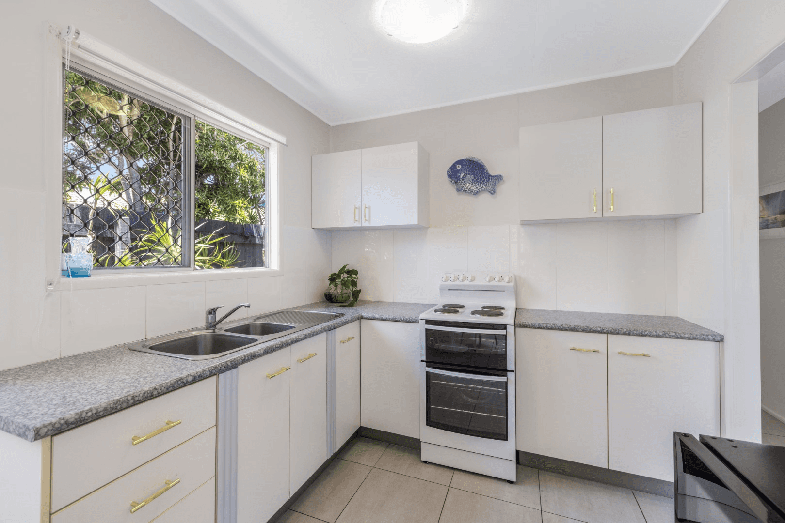 2/9 Hankinson Street, GOLDEN BEACH, QLD 4551