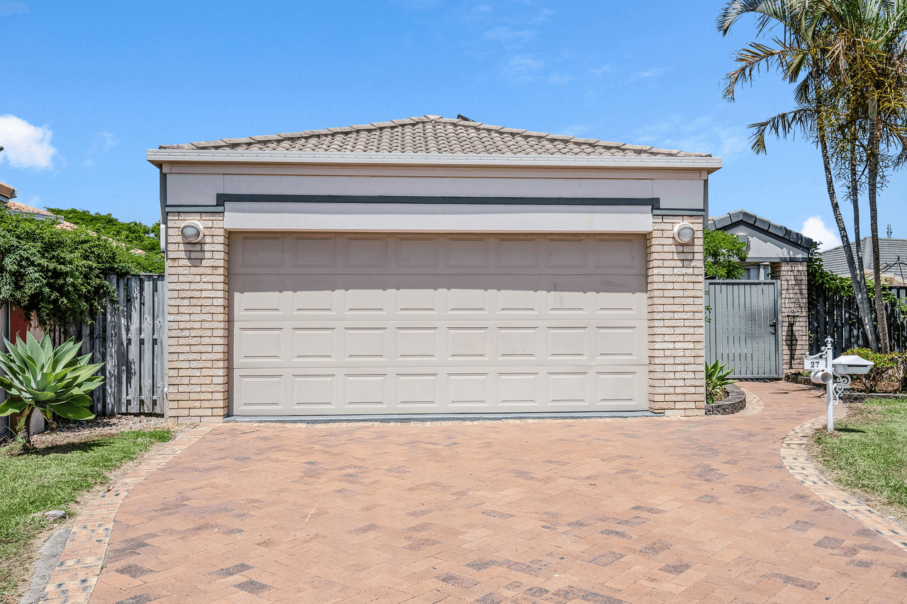 27 Dartmouth Court, VARSITY LAKES, QLD 4227