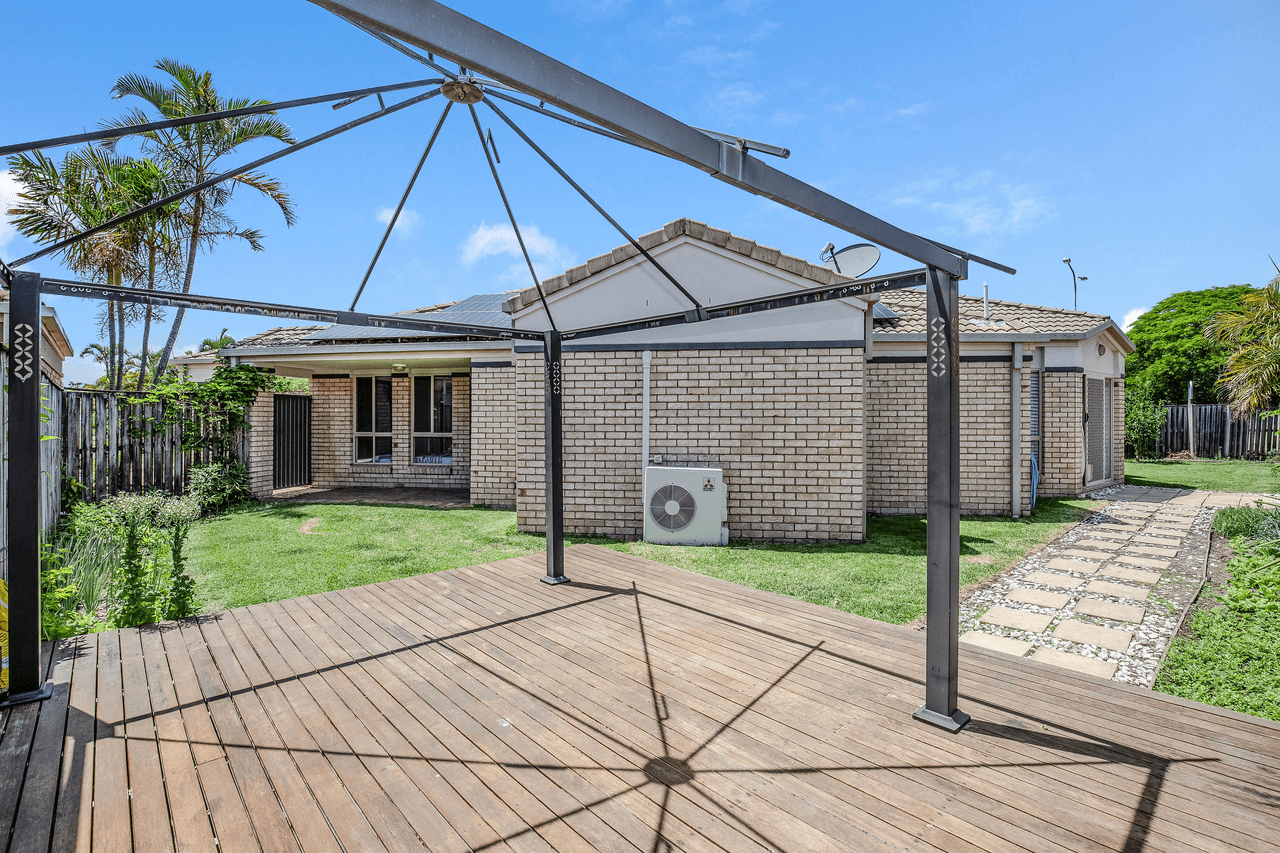 27 Dartmouth Court, VARSITY LAKES, QLD 4227