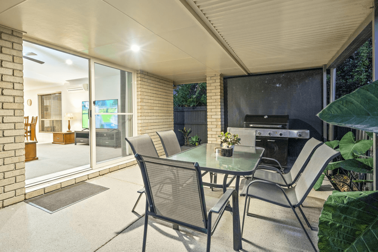 3 Sharscay Close, BURLEIGH HEADS, QLD 4220