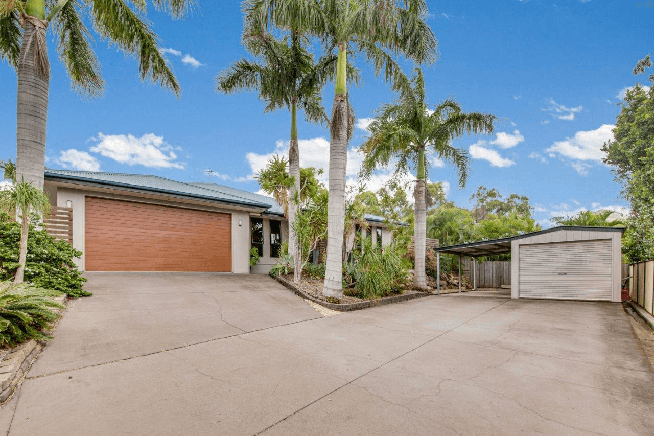 4 JENNY LIND Court, BOYNE ISLAND, QLD 4680